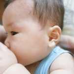 【旦那GJ】義実家の集まりで、義弟赤ちゃんがお腹すかして泣き出した→ウト『ここで見せてくれw』義弟嫁「いえそれは…」トメコトメ『ニヤニヤ』→その時、旦那がウトの前に立ち…