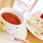 ママ友とカフェに行ってケーキを頼んだらママ友の一人が私のケーキに唾を付けて「これで私のケーキだねw」ママ友一同「・・・」